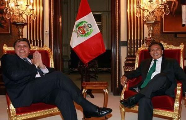 Peruvian President Alan Garcia and President Alejandro Toledo