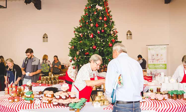 christmas-bazaar-good-shepherd-cathedral-lima-2018