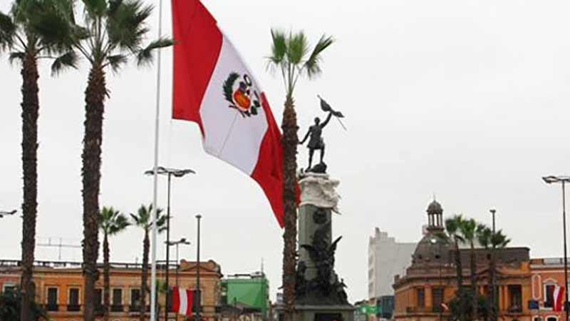 dia-de-la-bandera-flag-day-peru