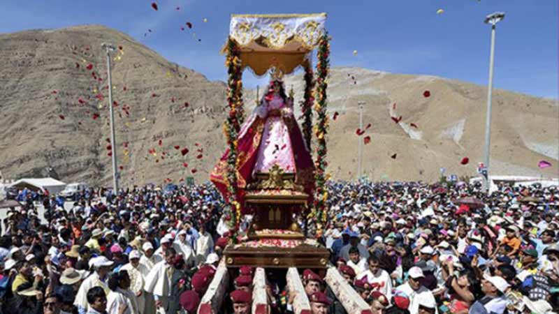 virgen-de-chapi-celebration-in-arequipa-peru