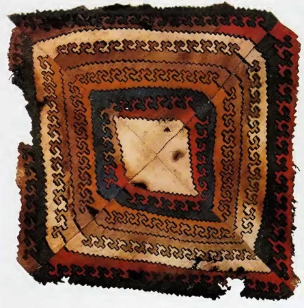 Huarmey Culture Tapestry Square (600-900 A.D.), 80 x 79 cm, Huarmey Valley, Ancash Region in Peru (Amano Museum, Lima) Huarmey Culture Tapestry Square (600-900 A.D.), 80 x 79 cm, Huarmey Valley, Ancash Region in Peru (Amano Museum, Lima)