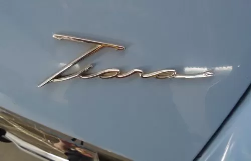 Vintage Car Museum Nicolini - Toyota Tiara Vintage Car Museum Nicolini - Toyota Tiara