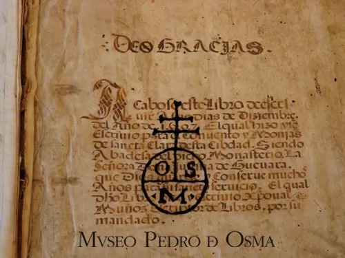 Pedro de Osma Museum - books Pedro de Osma Museum - books