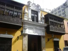 Exterior view, Casa Goyeneche / Casa de Rada