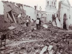Earthquake damages in Trujillo 1970