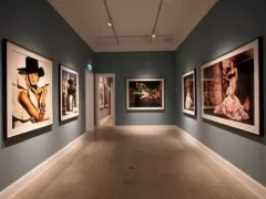 Mario Testino Exhibition