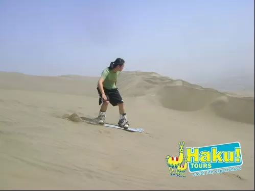 Haku Tours - Sandboarding Haku Tours - Sandboarding