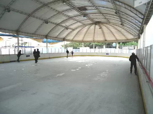 Iceland Park, Lima - ice skating rink Iceland Park, Lima - ice skating rink