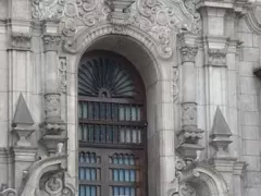 Exterior view of the Archbishop&#039;s Palace in Lima