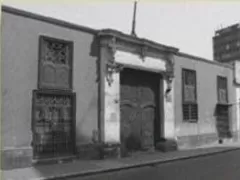 Old photograph of Casa de las Trece Monedas, Lima