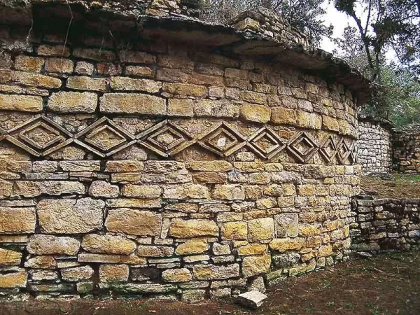 Gran Pajaten circular stone structure Gran Pajaten circular stone structure