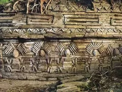 Beautiful decoration on walls of the stone buildings at Gran Pajaten in Peru