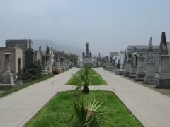 Presbitero Maestro Cemetery in Lima