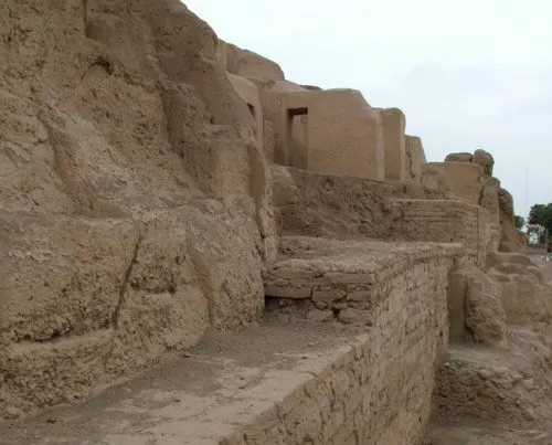 Huaca Cruz Blanca, Maranga Complex, Lima Huaca Cruz Blanca, Maranga Complex, Lima