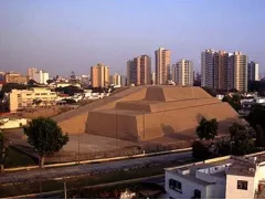 Huaca Huallamarca (Pan de Azucar) in San Isidro, Lima