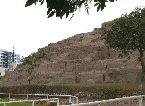 Huaca La Palma, Maranga Complex, Lima Huaca La Palma, Maranga Complex, Lima