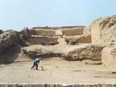 Restoration work at Pachacamac, Lima