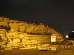 Huaca Pucllana by night