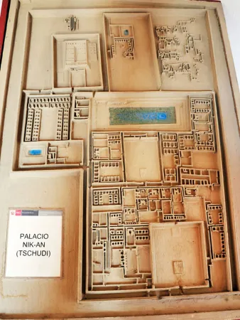 Mock-up of the Palacio Nik An (Tschudi Palace), Chan Chan, Peru.