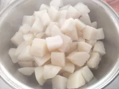 Recipe Peruvian Papas Rellenas - preparing the potato dough