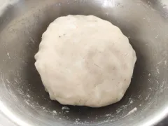 Recipe Peruvian Papas Rellenas - preparing the potato dough