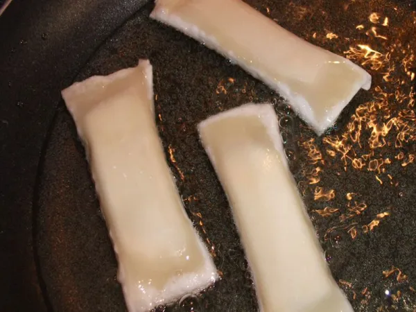 How to make Peruvian tequeños How to make Peruvian tequeños