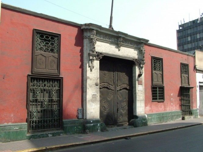 House of the Thirteen Coins in Lima