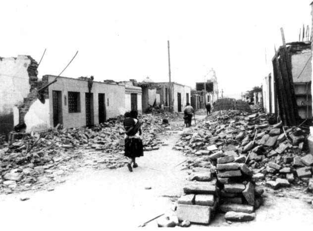 Lima after the devastating earthquake from 1974