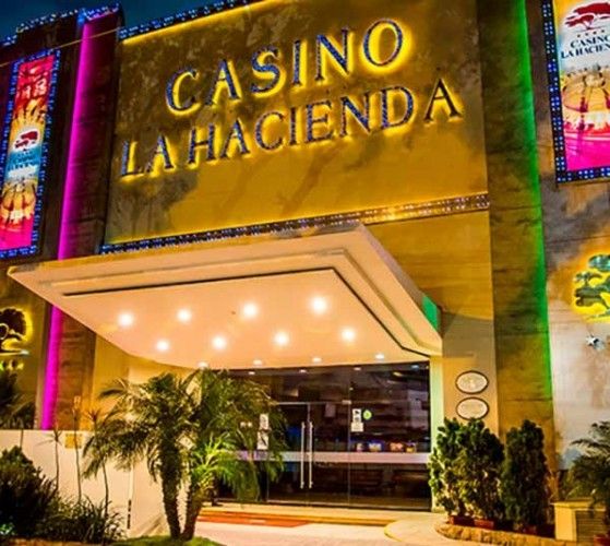 La Haciendo Newport Casino in Lima