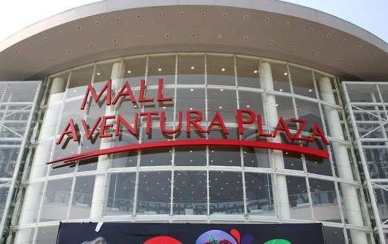 Mall Aventura Plaza in Bellavista, Callao