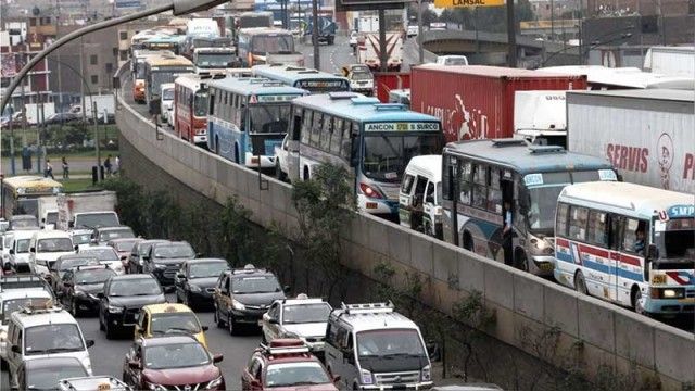 Getting Around with Public Transport in Lima